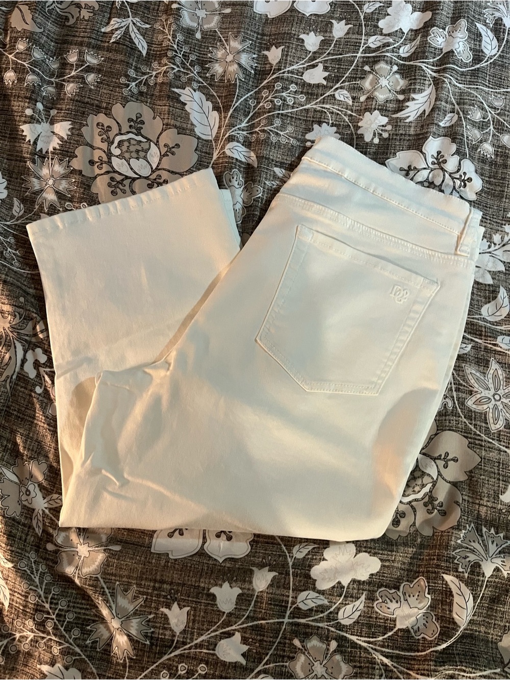 Diane Gilman White Straight-Leg Jeans